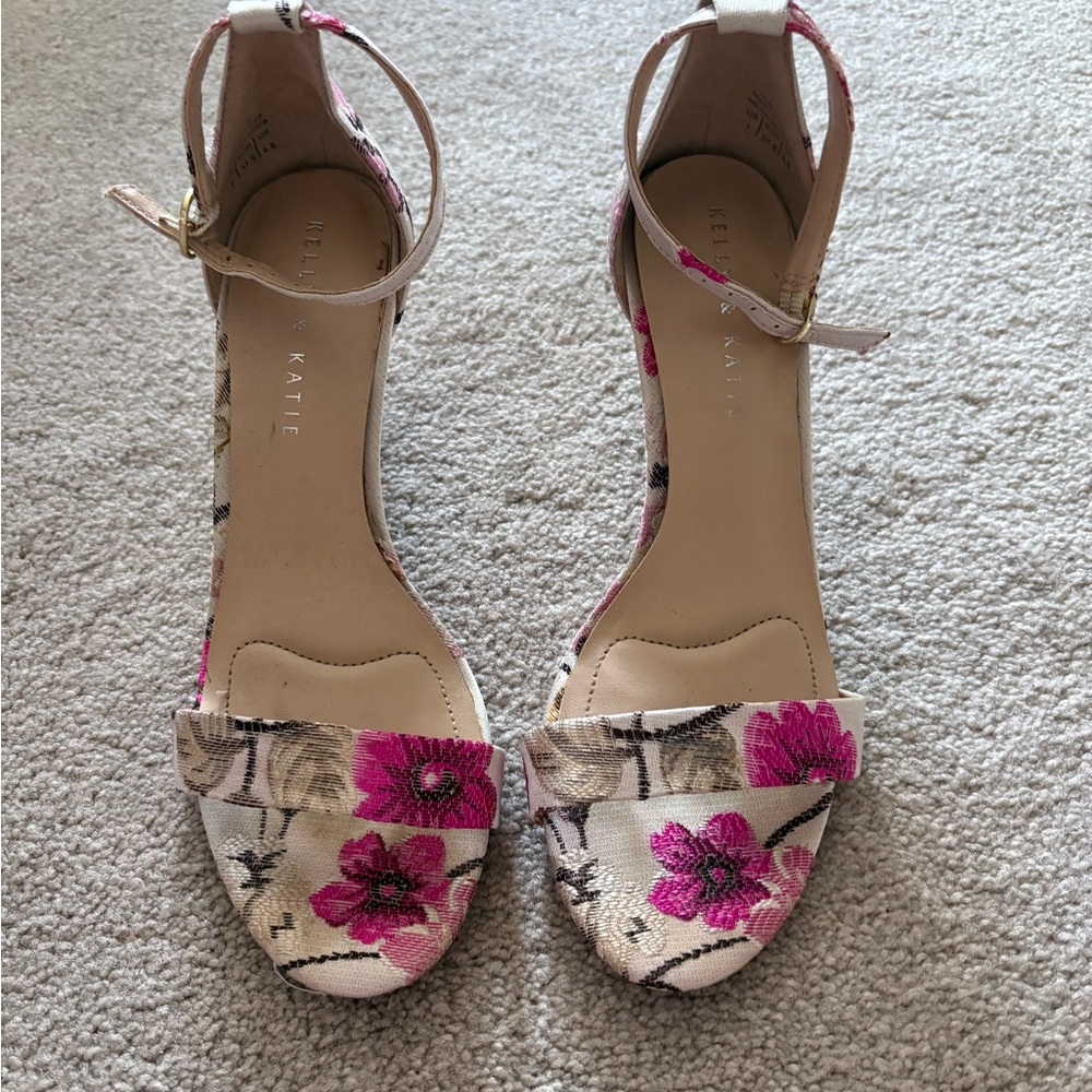 Kelly & Katie Pink and Cream Floral Sandals